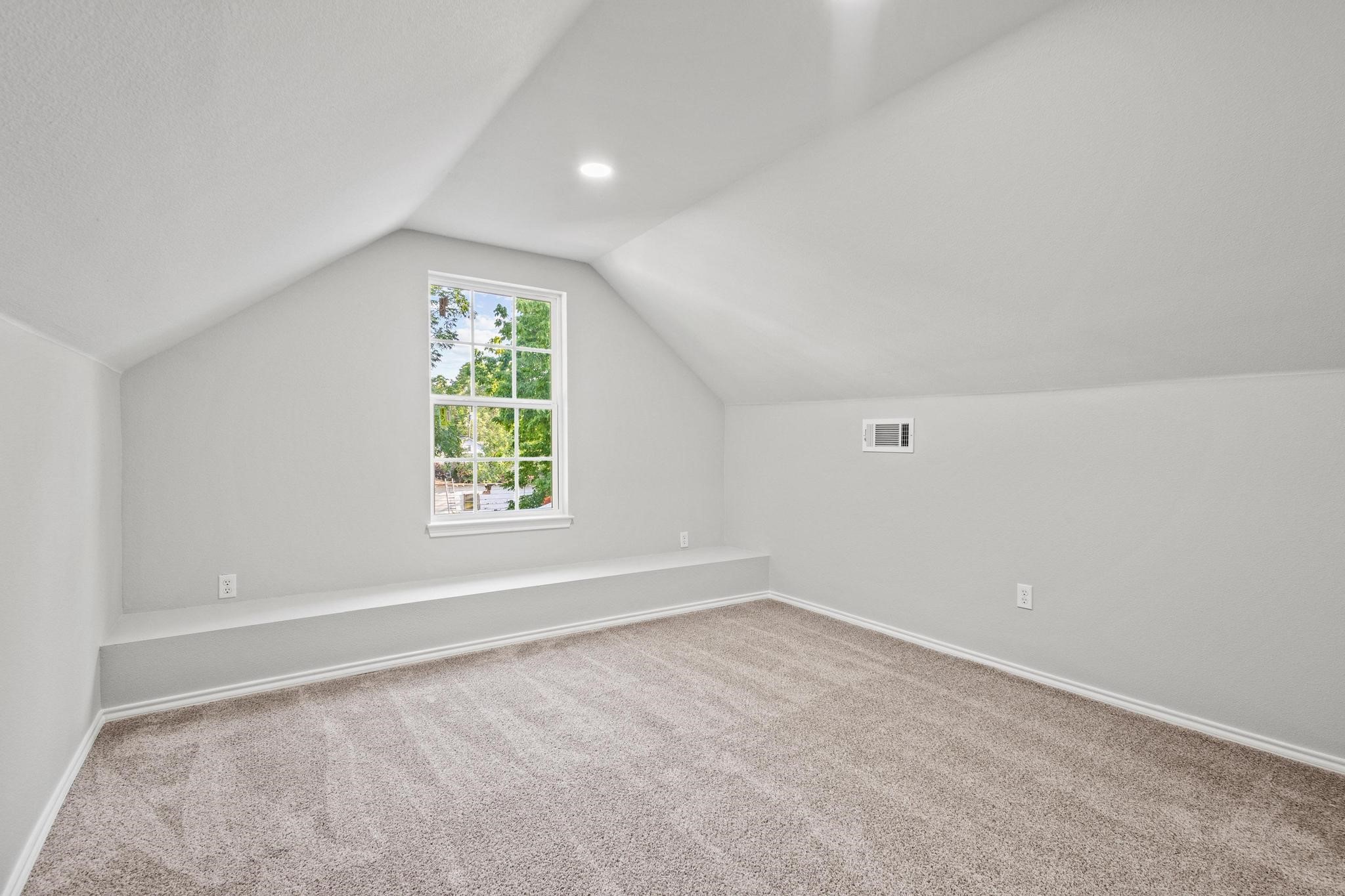 821 Doss Street Bonham TX 75418