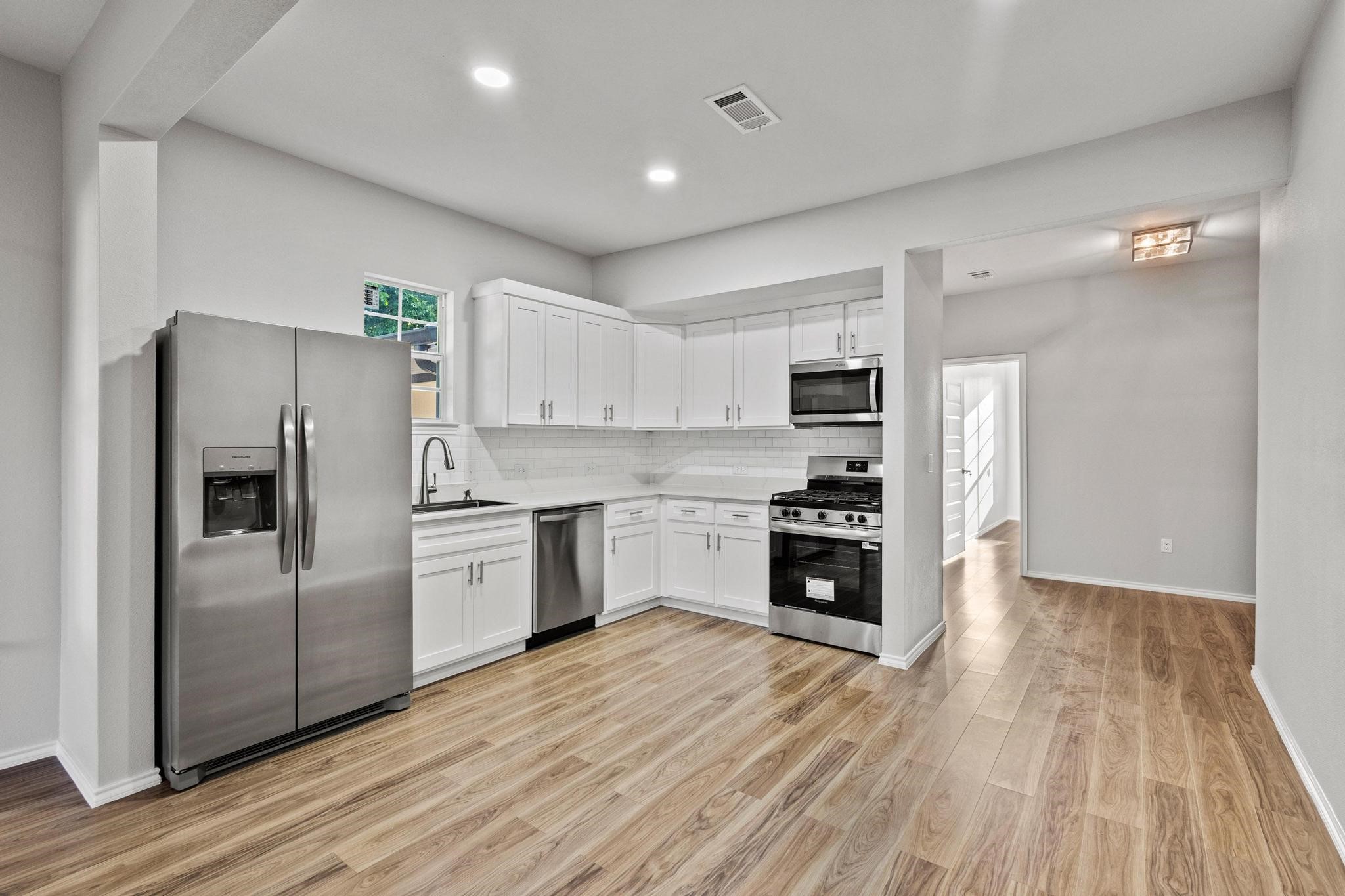 821 Doss Street Bonham TX 75418