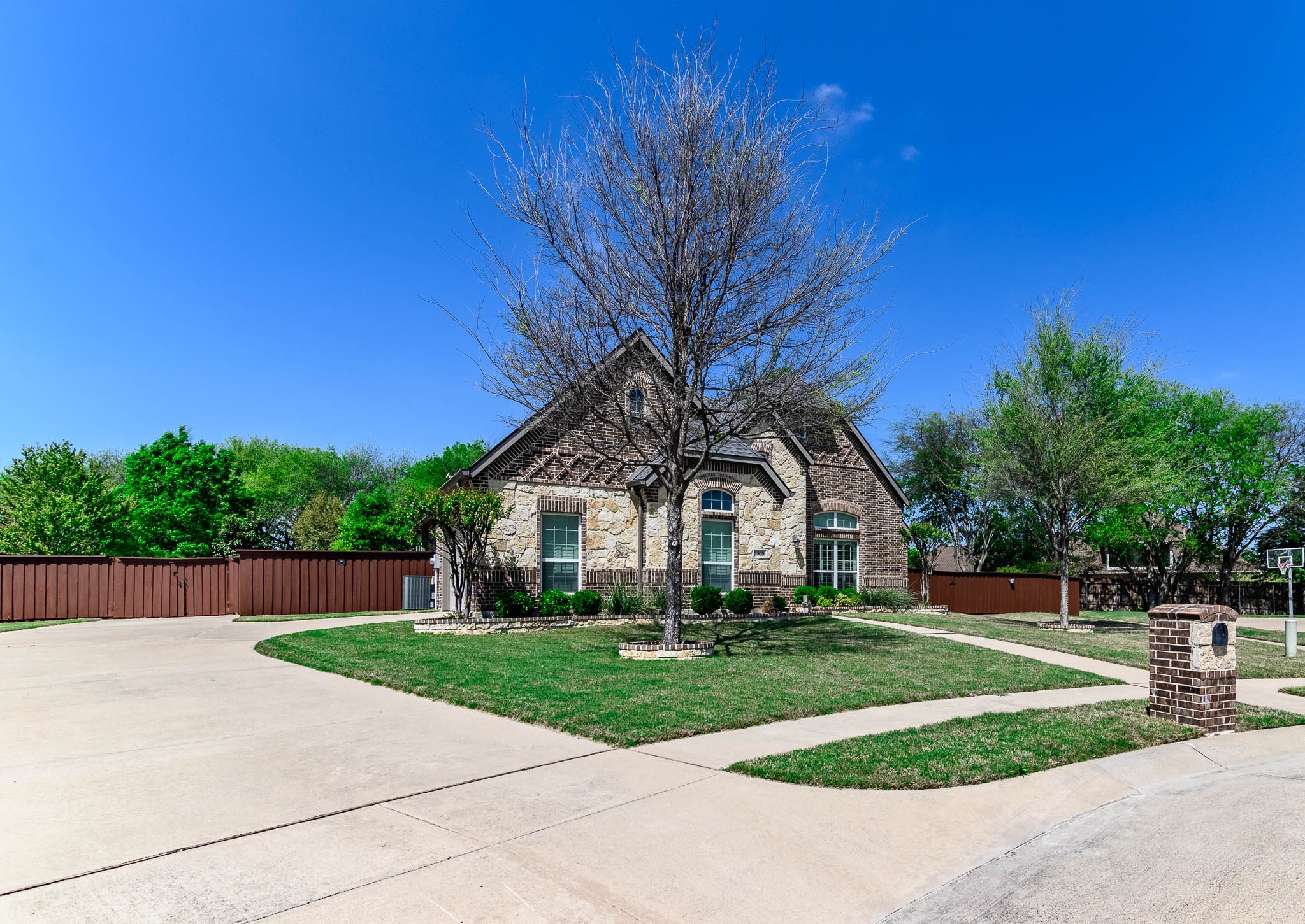 1305 Chisholm Trail Court Midlothian TX 76065
