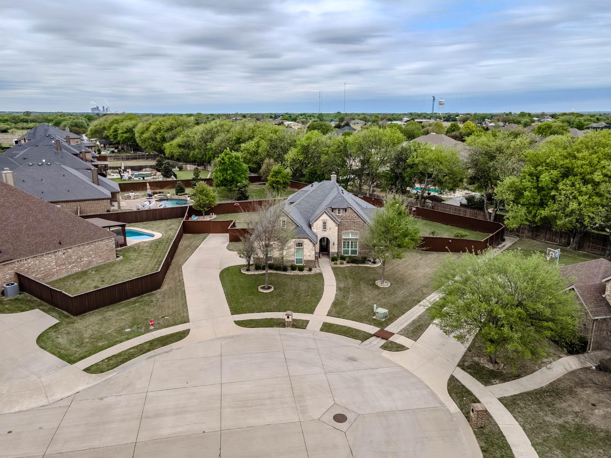 1305 Chisholm Trail Court Midlothian TX 76065