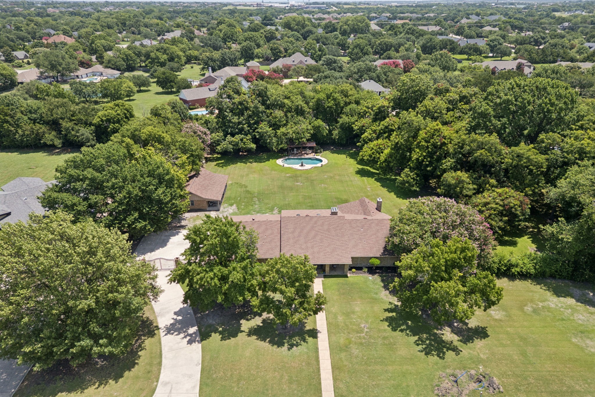 660 Sorita Circle Heath TX 75032