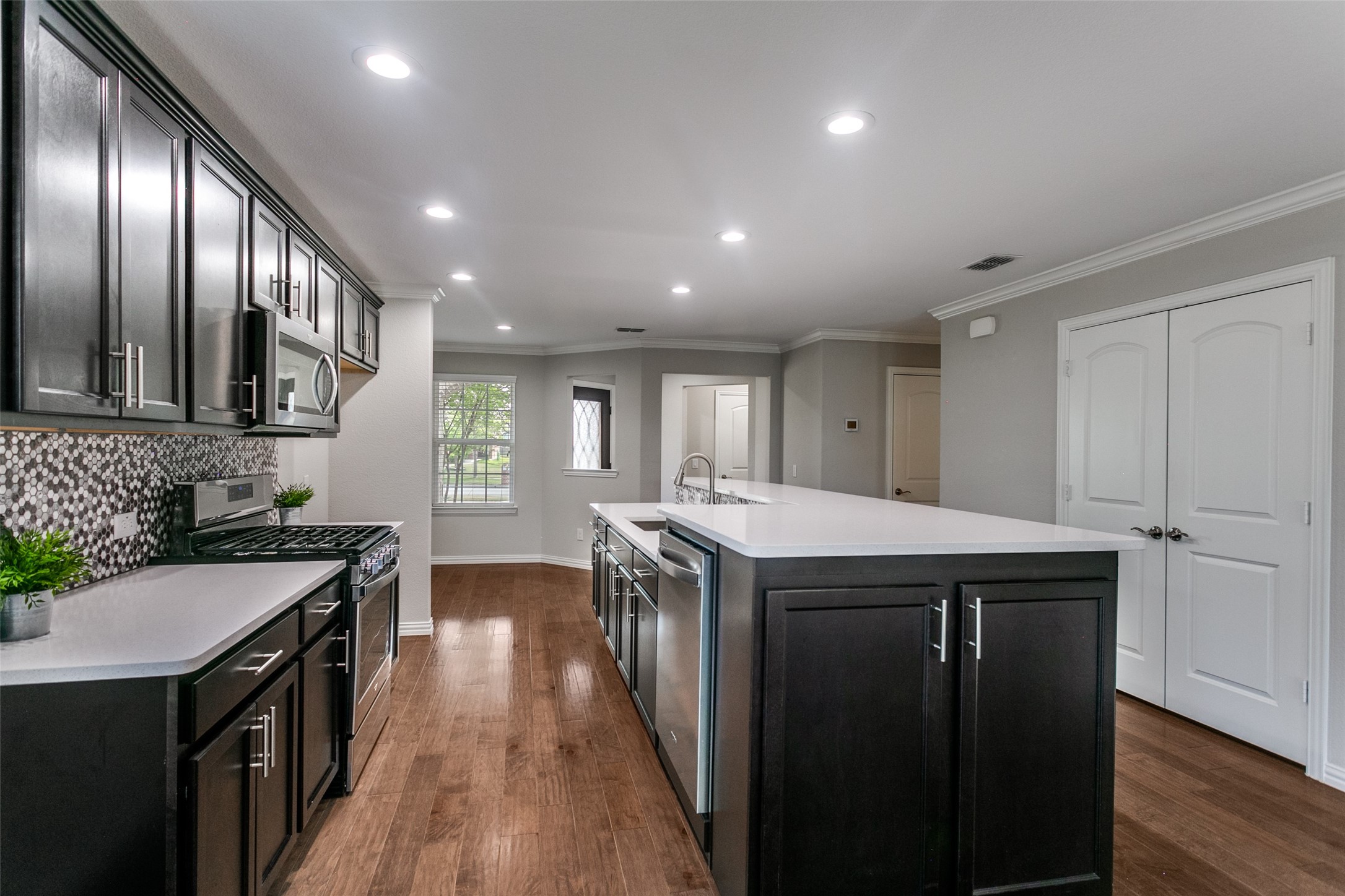 2082 Bentwater Lane Frisco TX 75036