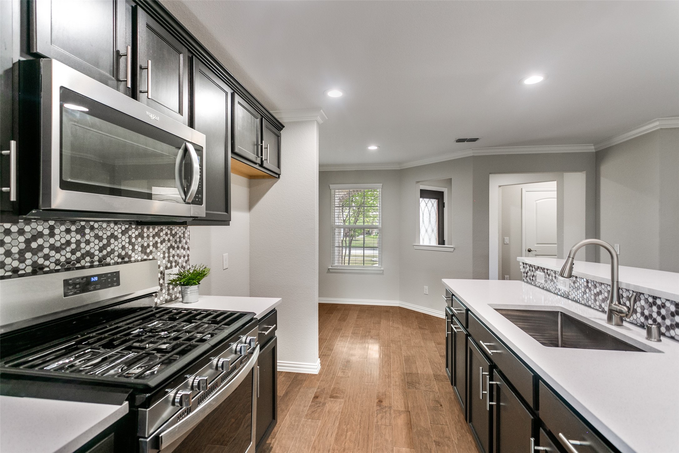 2082 Bentwater Lane Frisco TX 75036