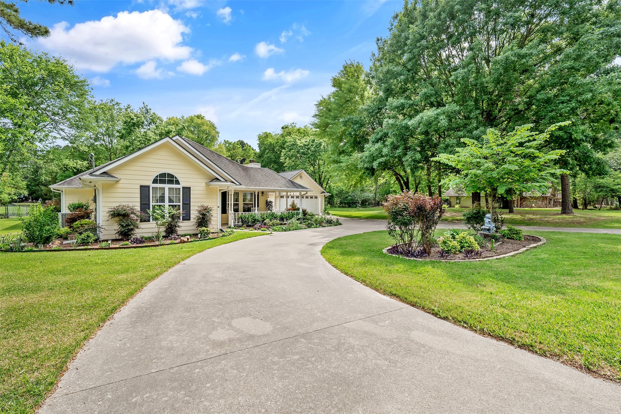 608 Green Meadow Trail Holly Lake Ranch TX 75765