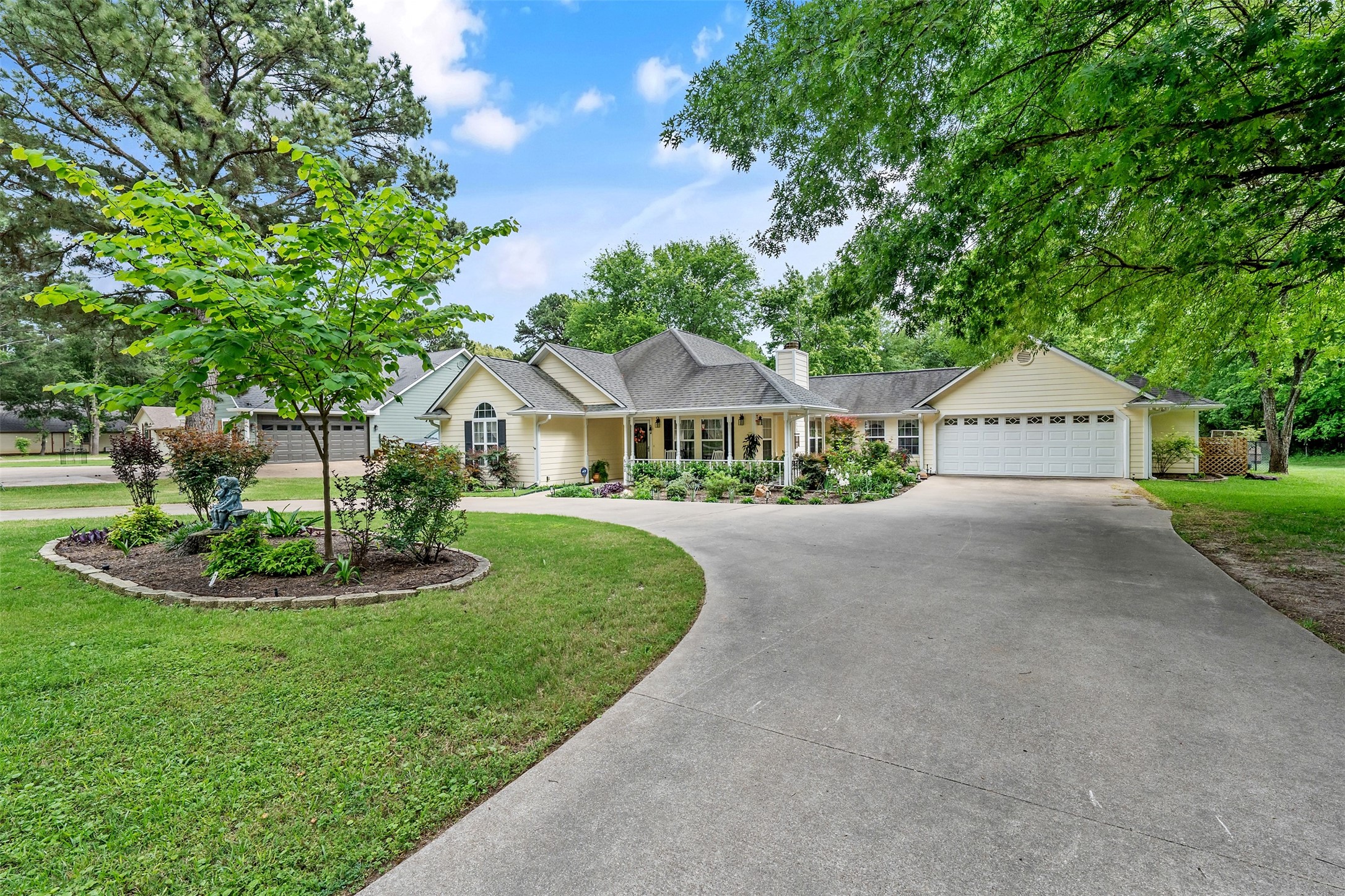 608 Green Meadow Trail Holly Lake Ranch TX 75765
