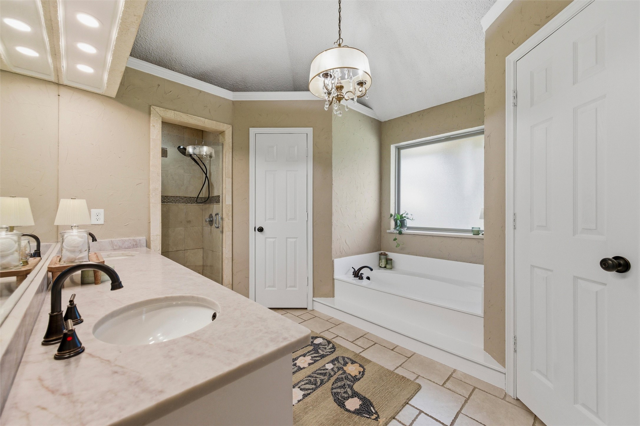 3709 Big Bear Lake Drive Arlington TX 76016