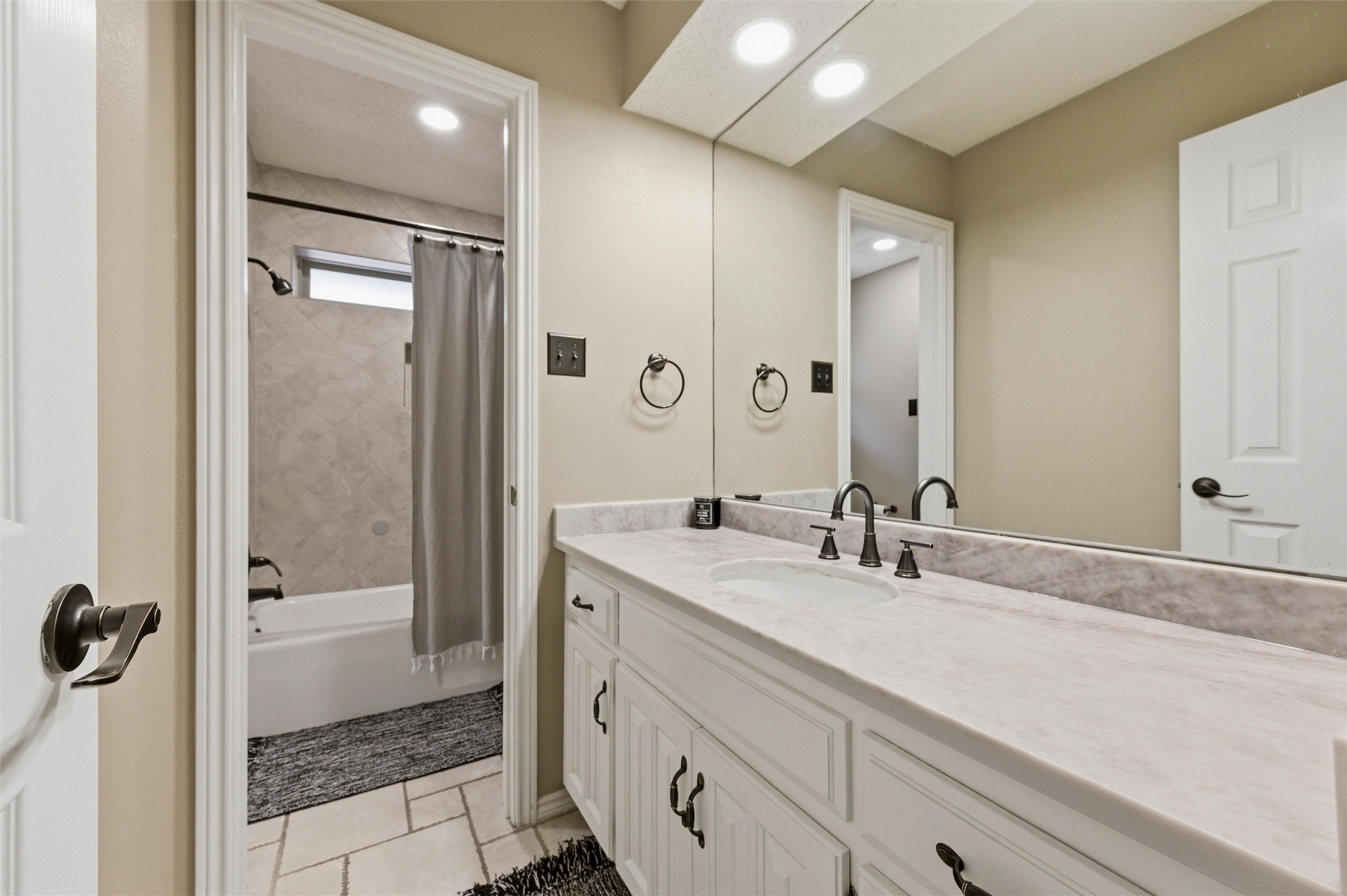 3709 Big Bear Lake Drive Arlington TX 76016