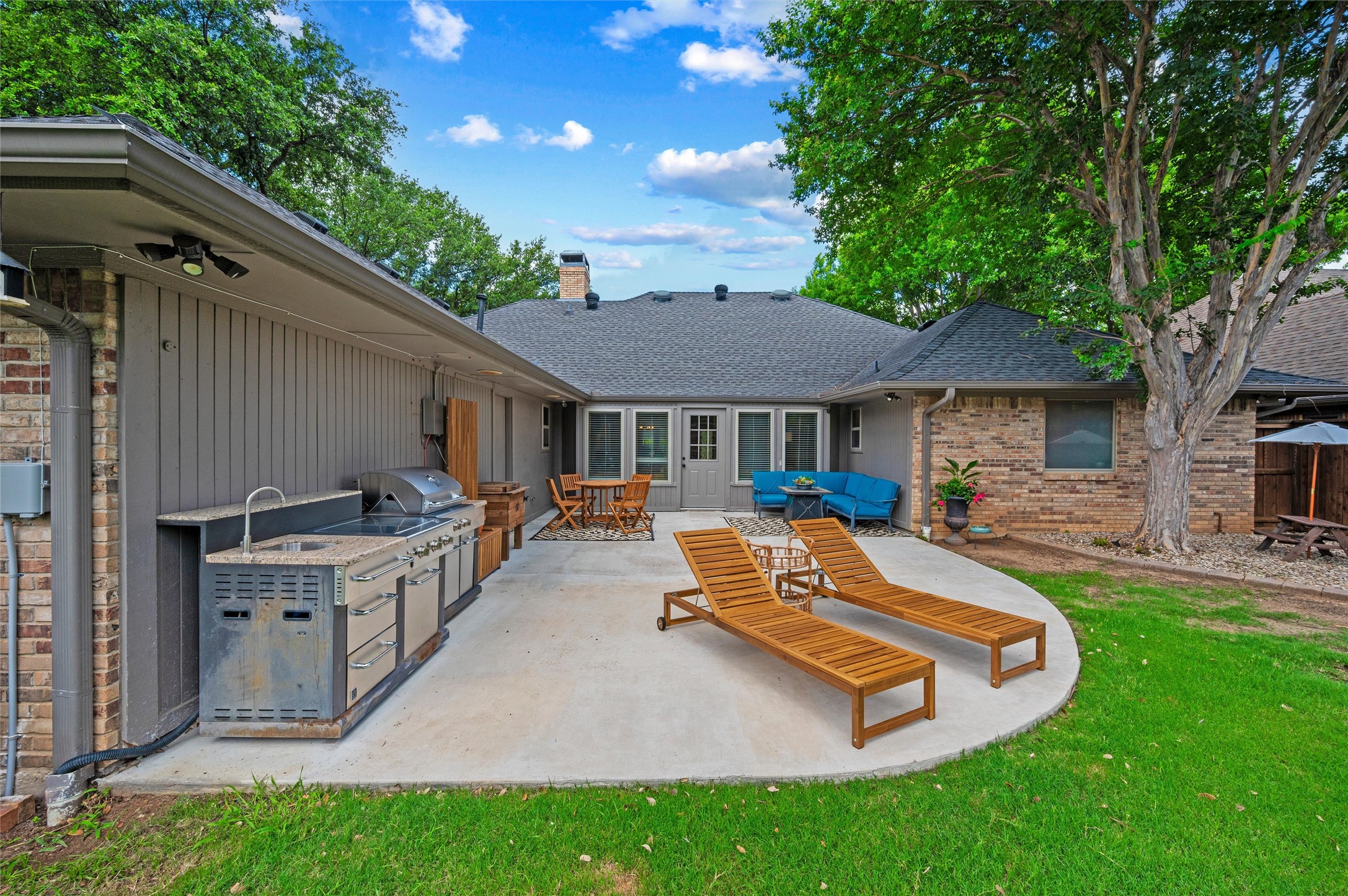 3709 Big Bear Lake Drive Arlington TX 76016