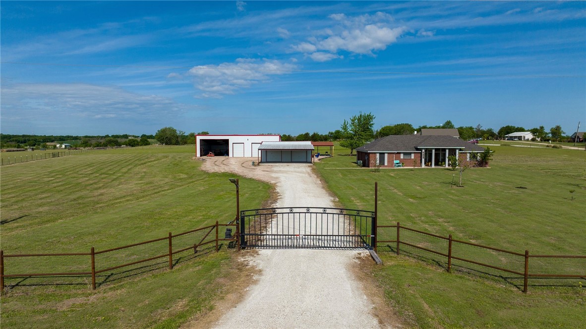 405 Jackson Heights Lorena TX 76655