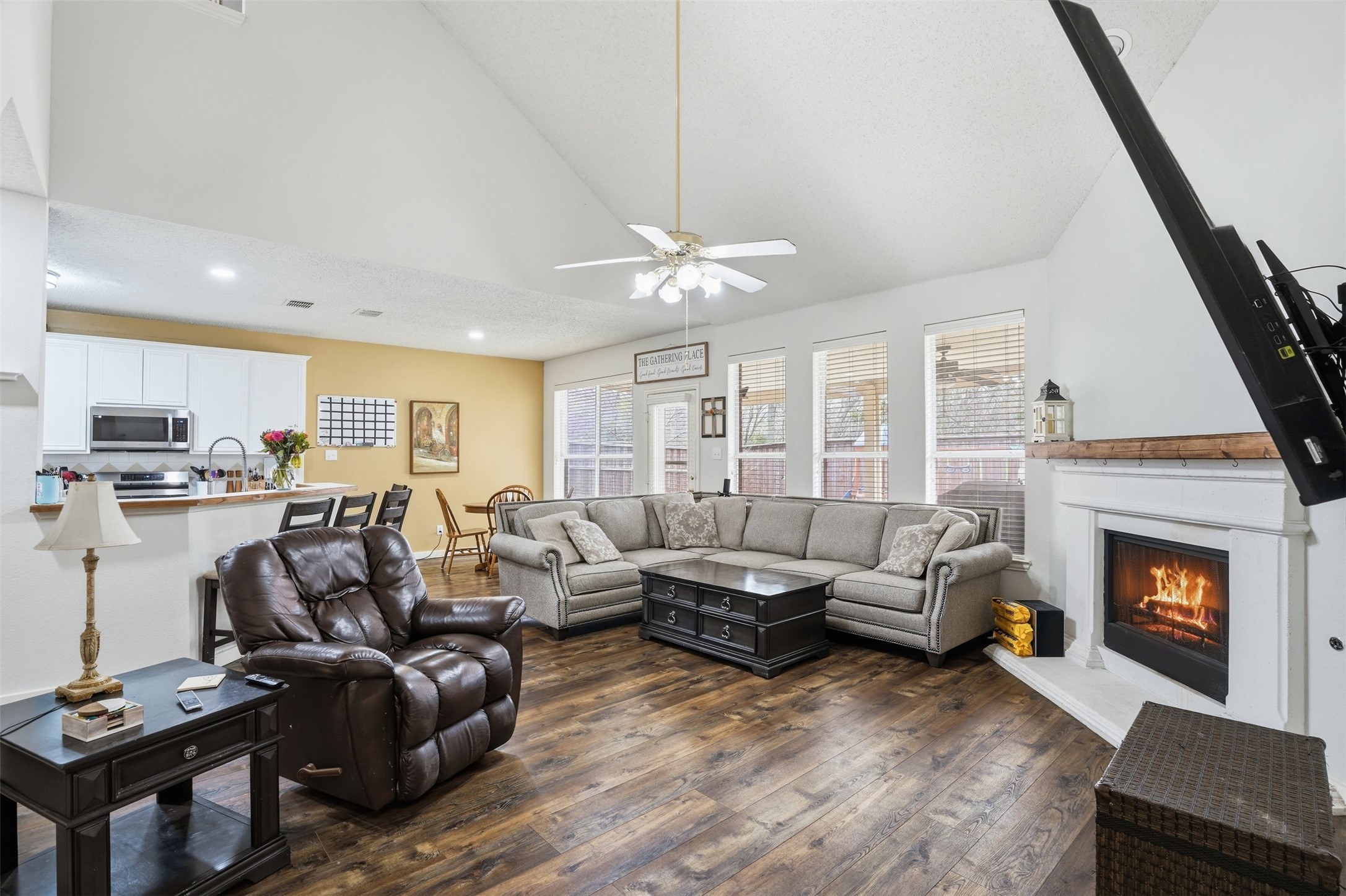 1012 Wedgewood Drive Mansfield TX 76063