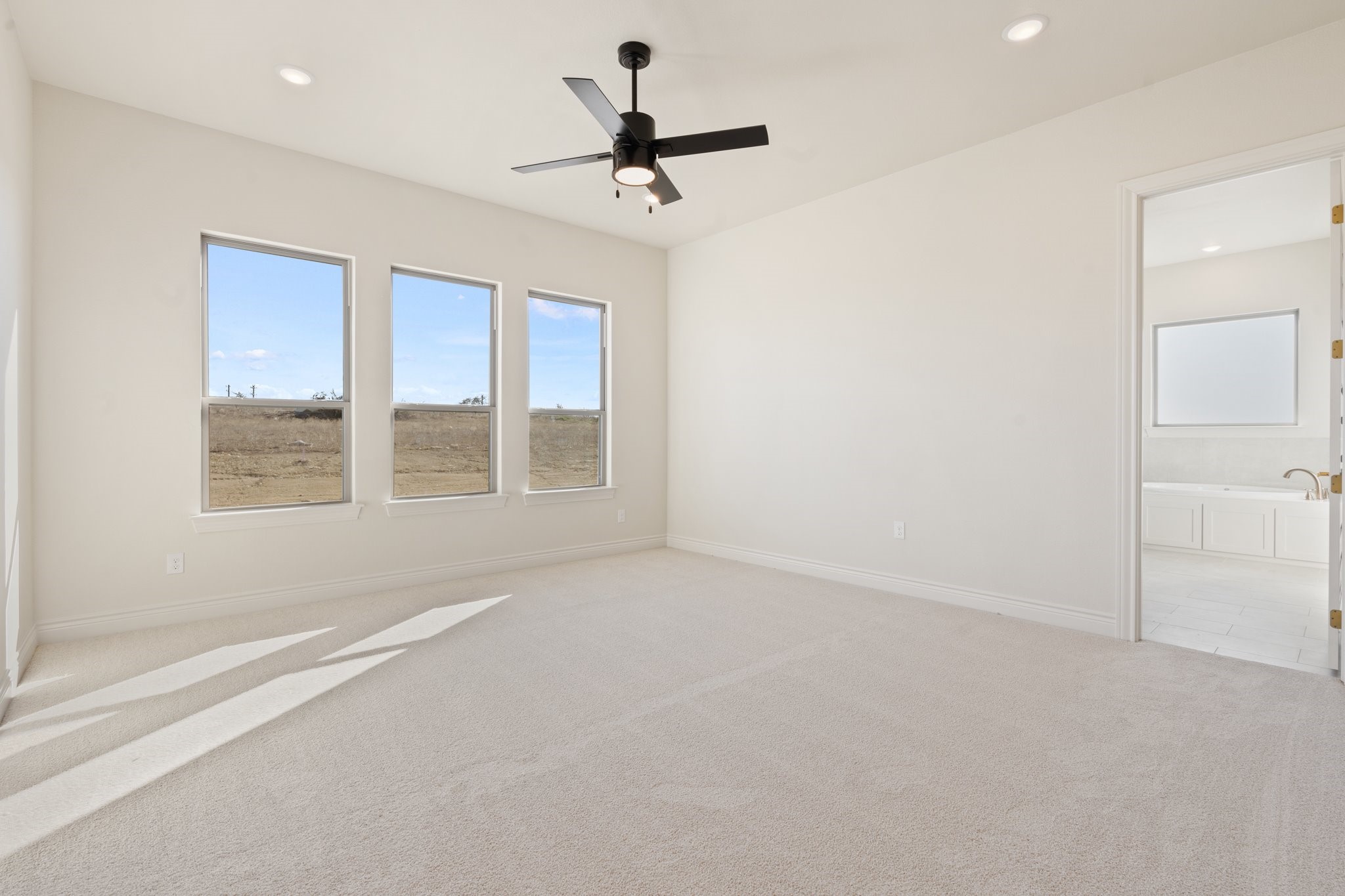 412 Collum View Azle TX 76020