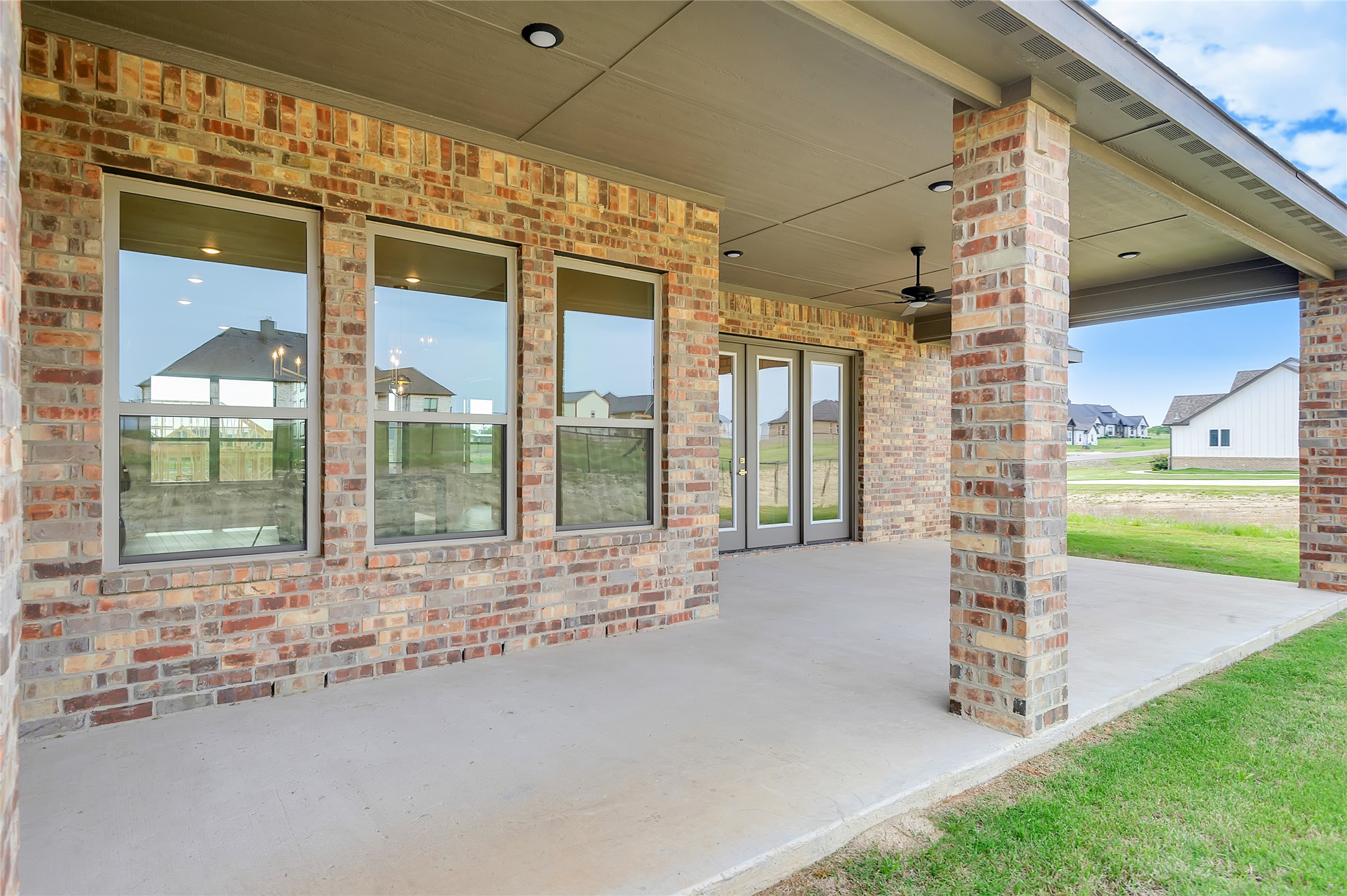 412 Collum View Azle TX 76020