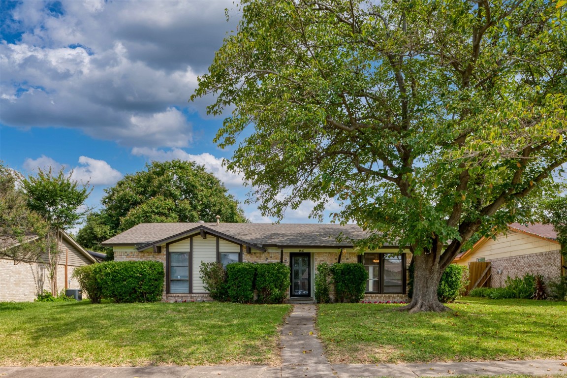 1817 Millwick Street Garland TX 75044