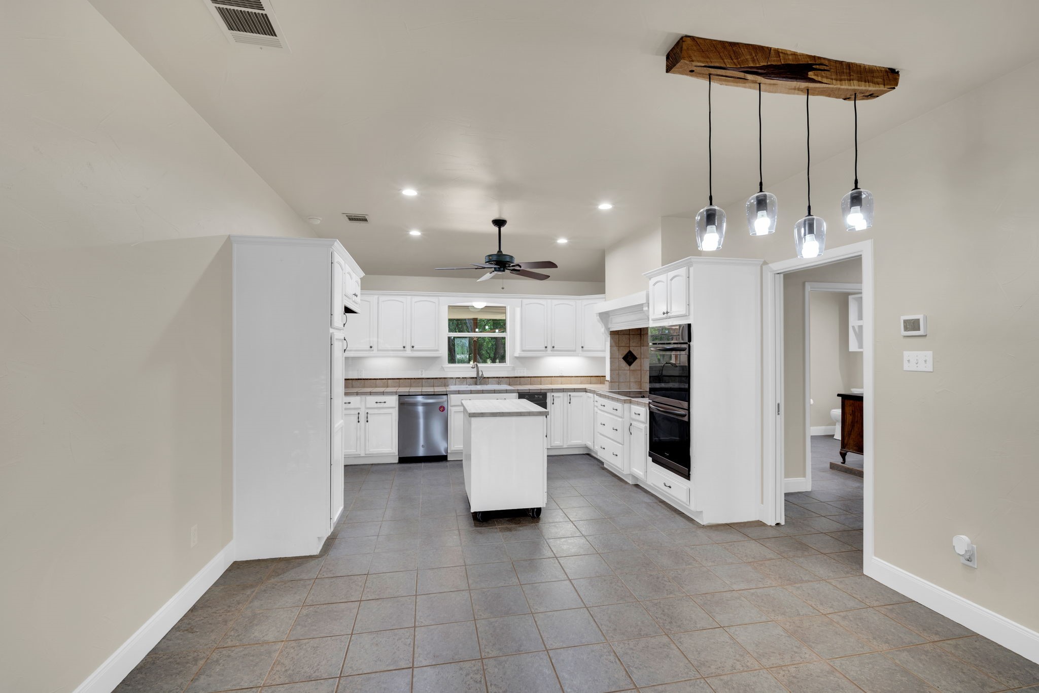 6202 Vicney Lane Midlothian TX 76065