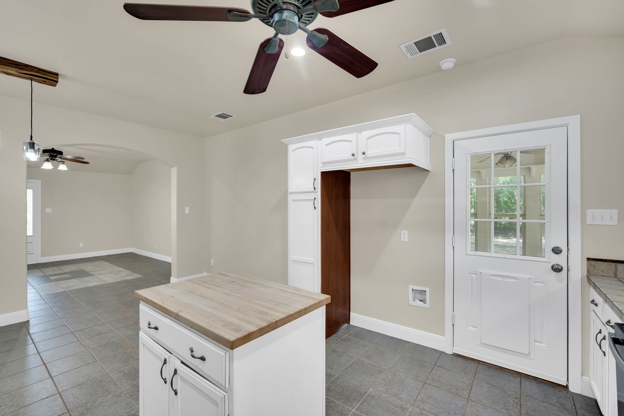 6202 Vicney Lane Midlothian TX 76065
