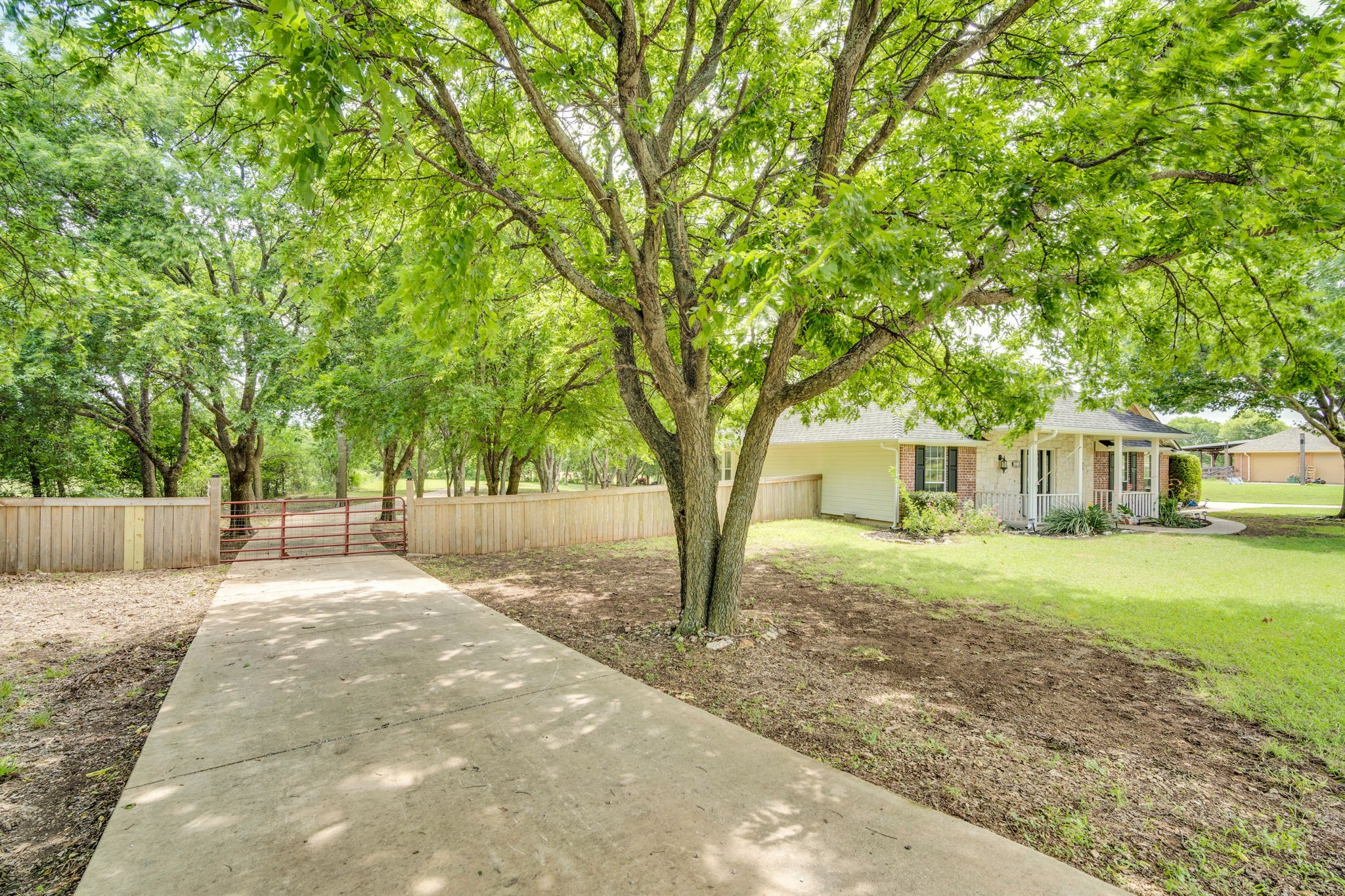 6202 Vicney Lane Midlothian TX 76065