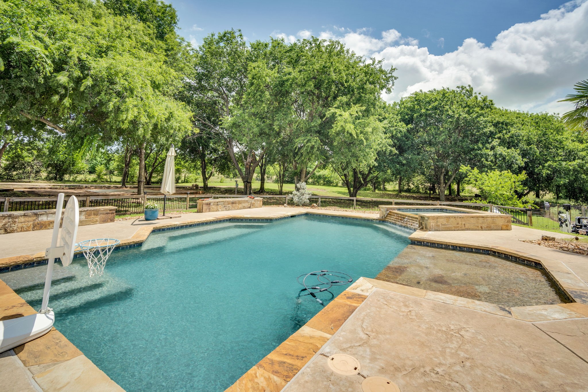 6202 Vicney Lane Midlothian TX 76065