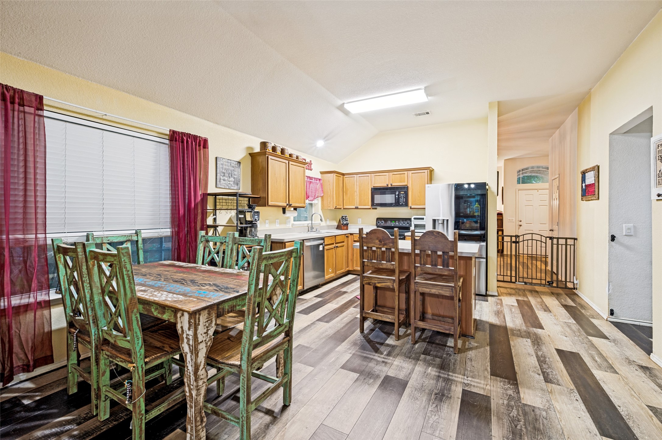 8701 Wagon Trail Cross Roads TX 76227