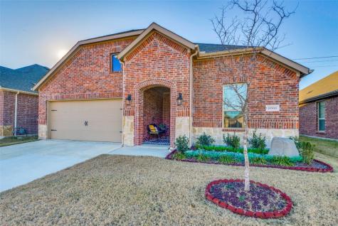 10500 Fountain Gate Street Aubrey TX 76227