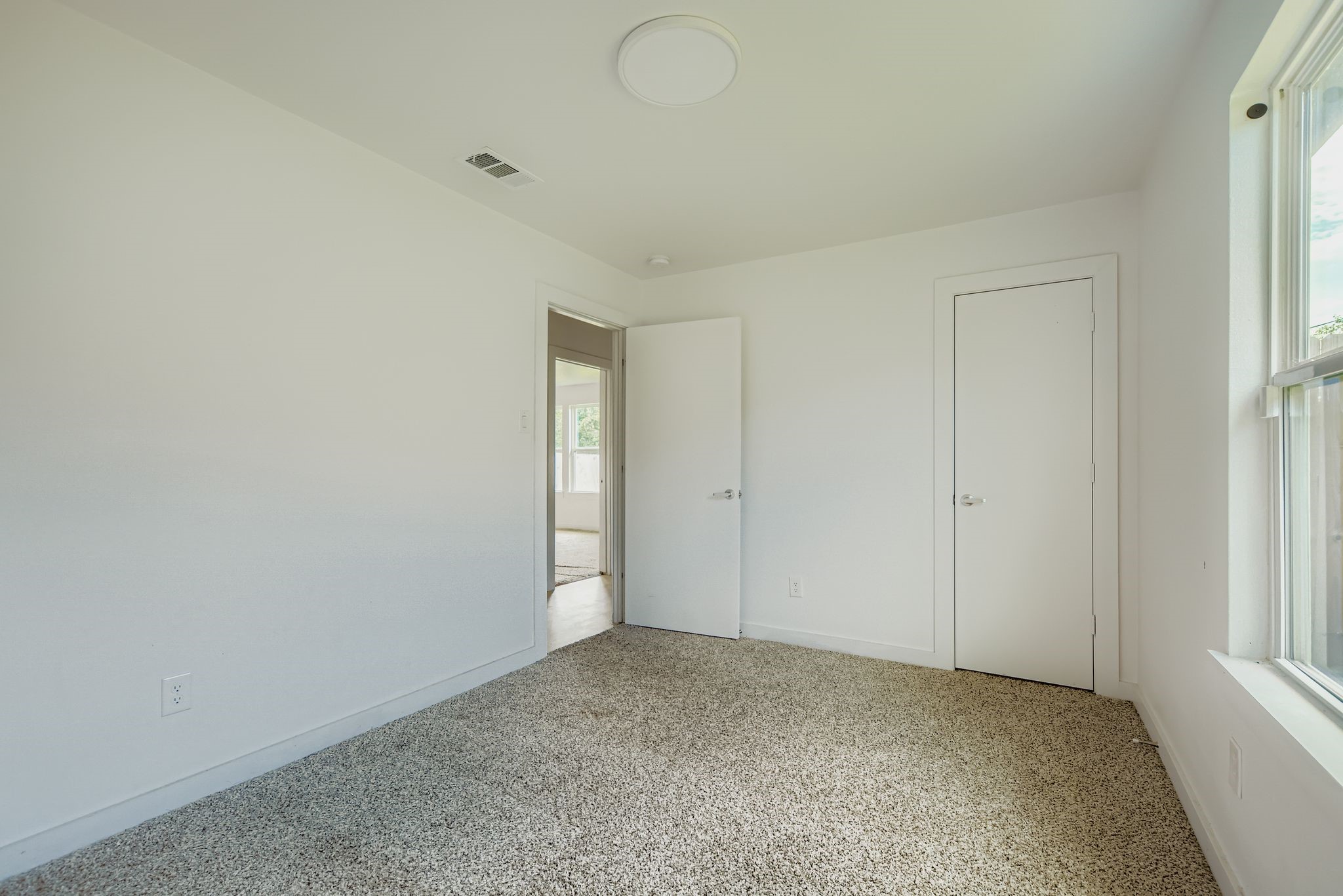 304 Thomas Street Terrell TX 75160