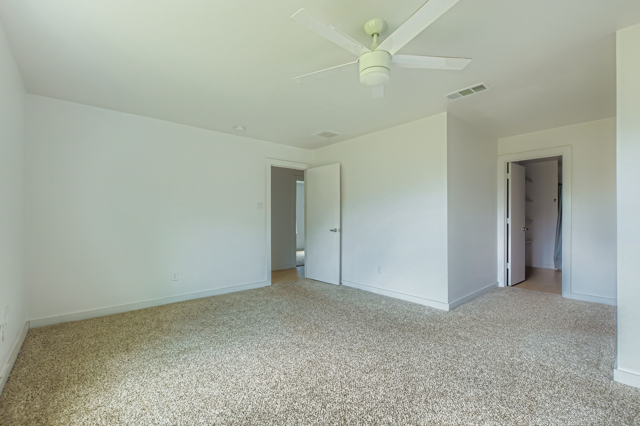 304 Thomas Street Terrell TX 75160