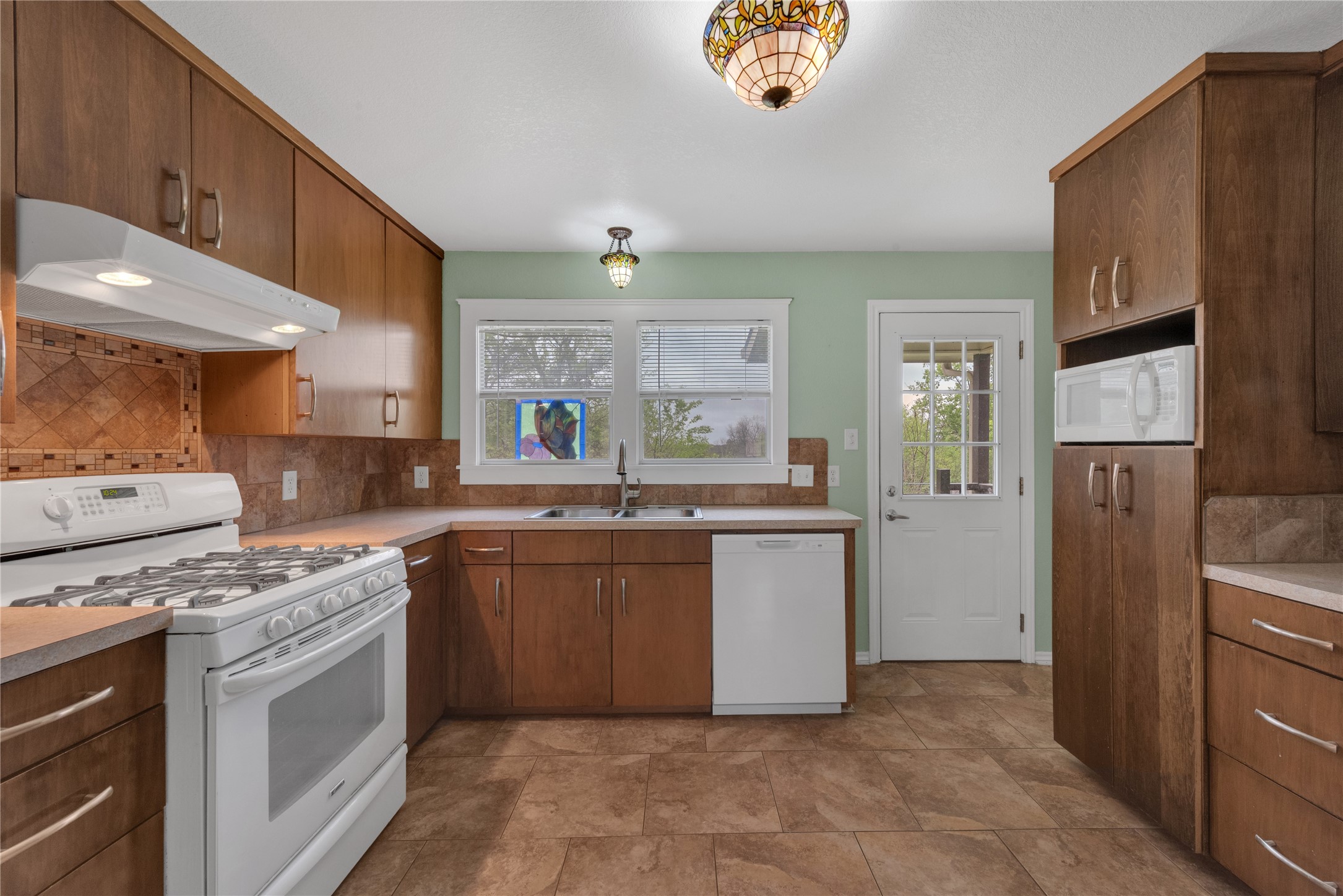 400 Veatch Street Joshua TX 76058
