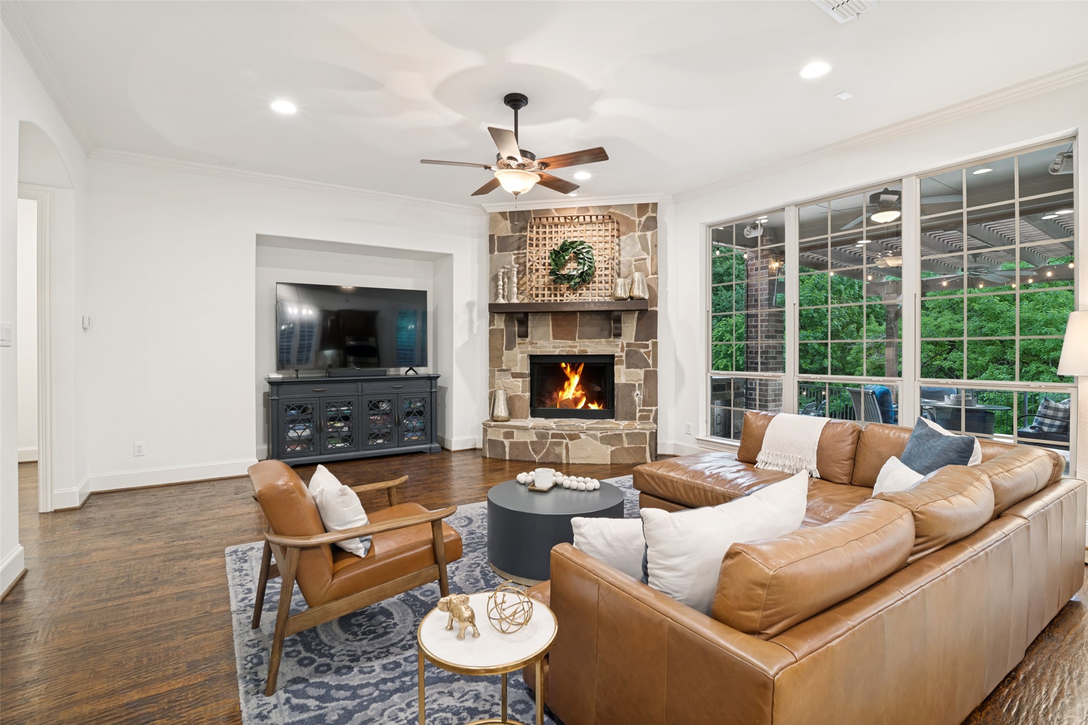 1102 Means Farm Road Garland TX 75044