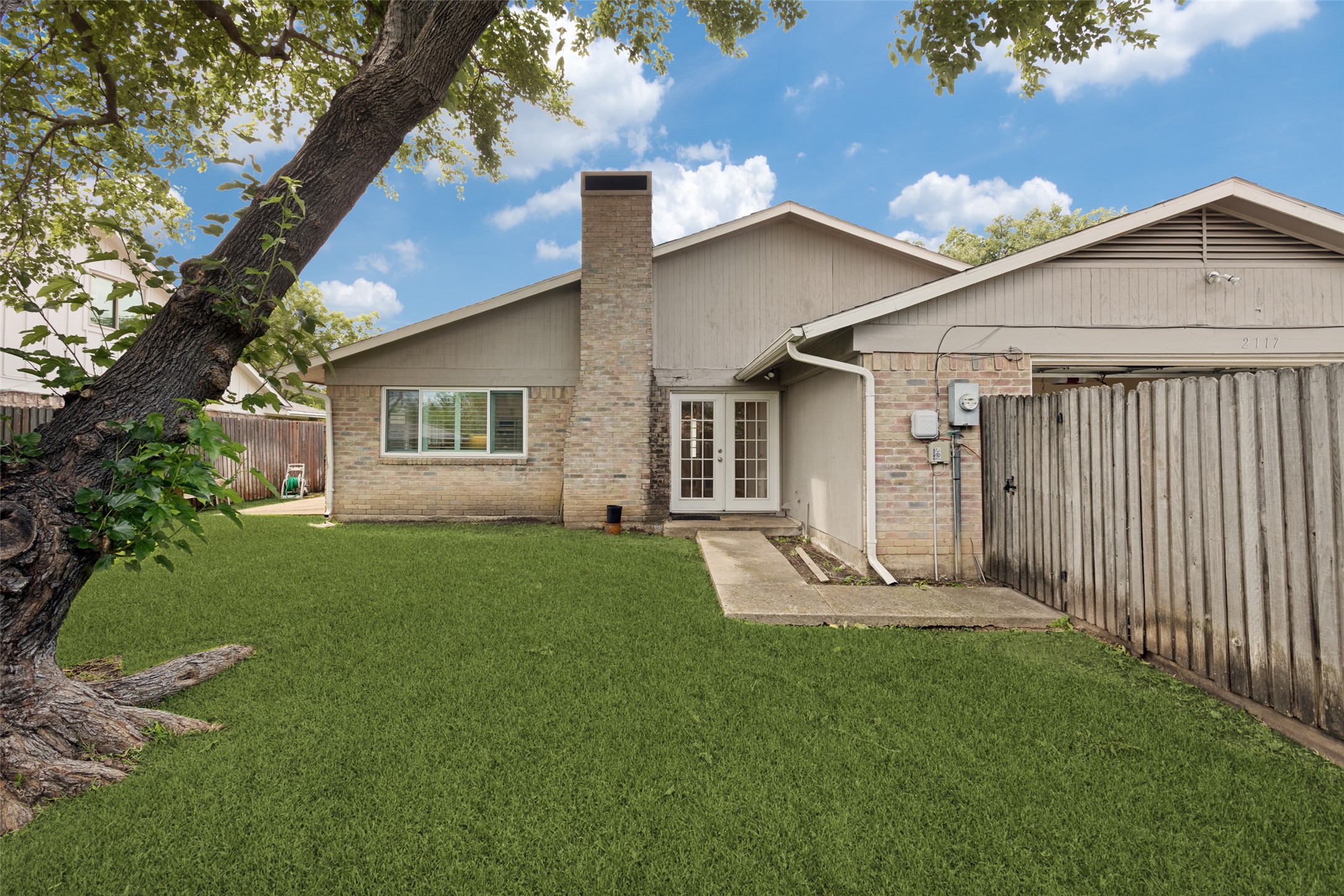 2117 Oak Brook Drive Richardson TX 75081