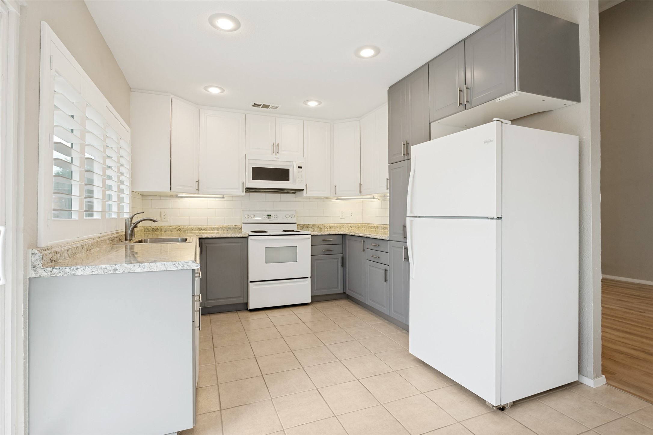 2117 Oak Brook Drive Richardson TX 75081