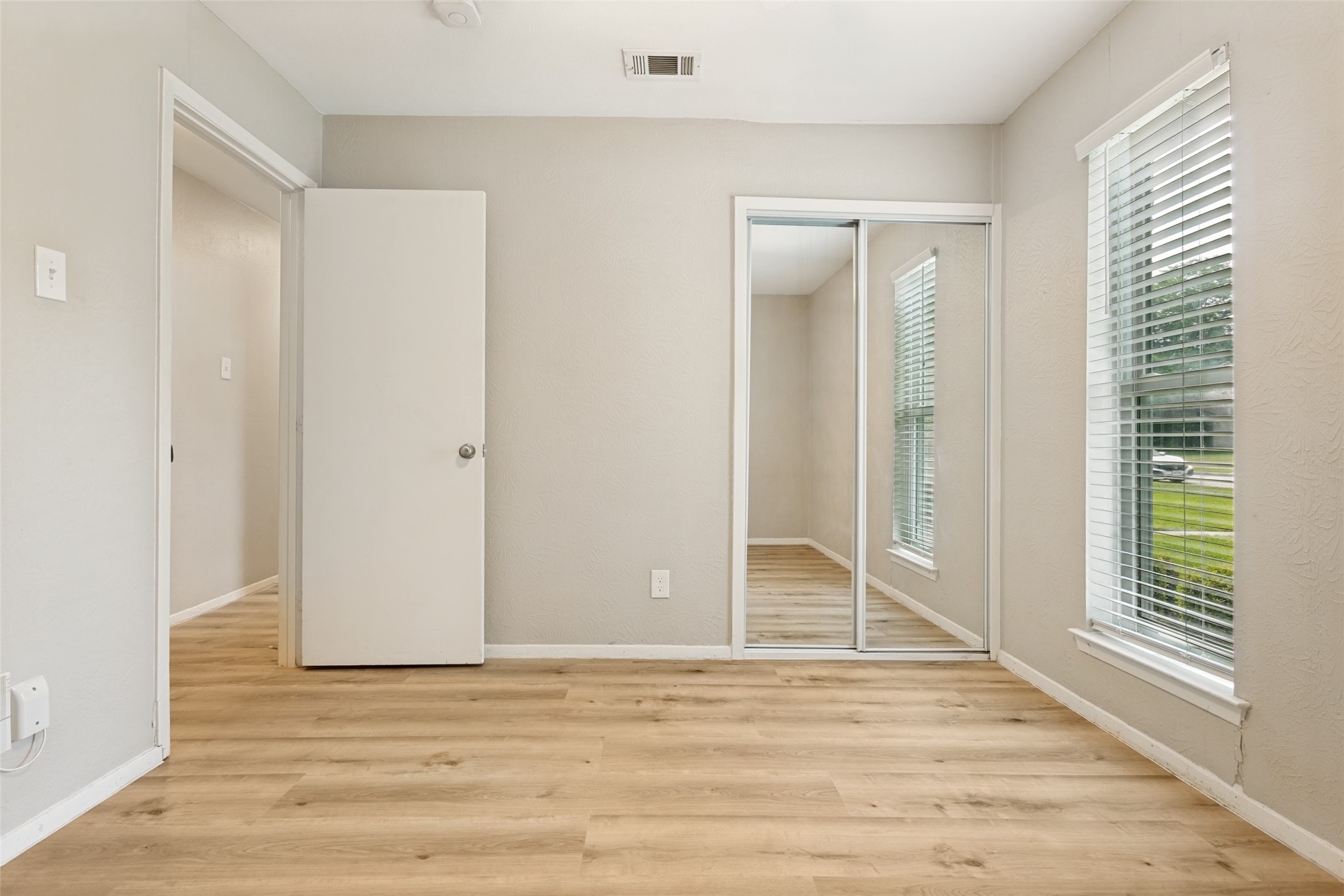 2117 Oak Brook Drive Richardson TX 75081