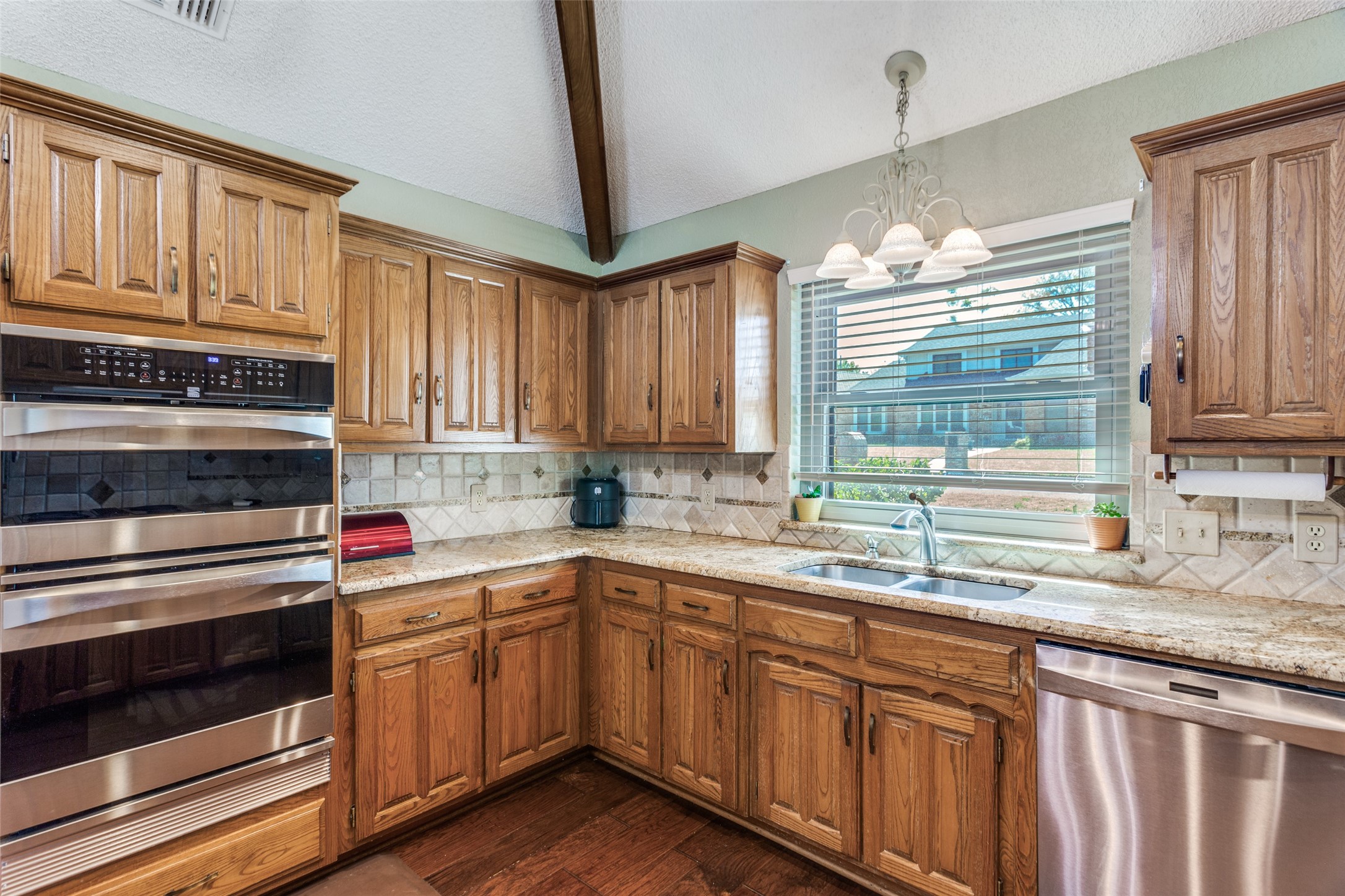 3701 Waycross Court Arlington TX 76016