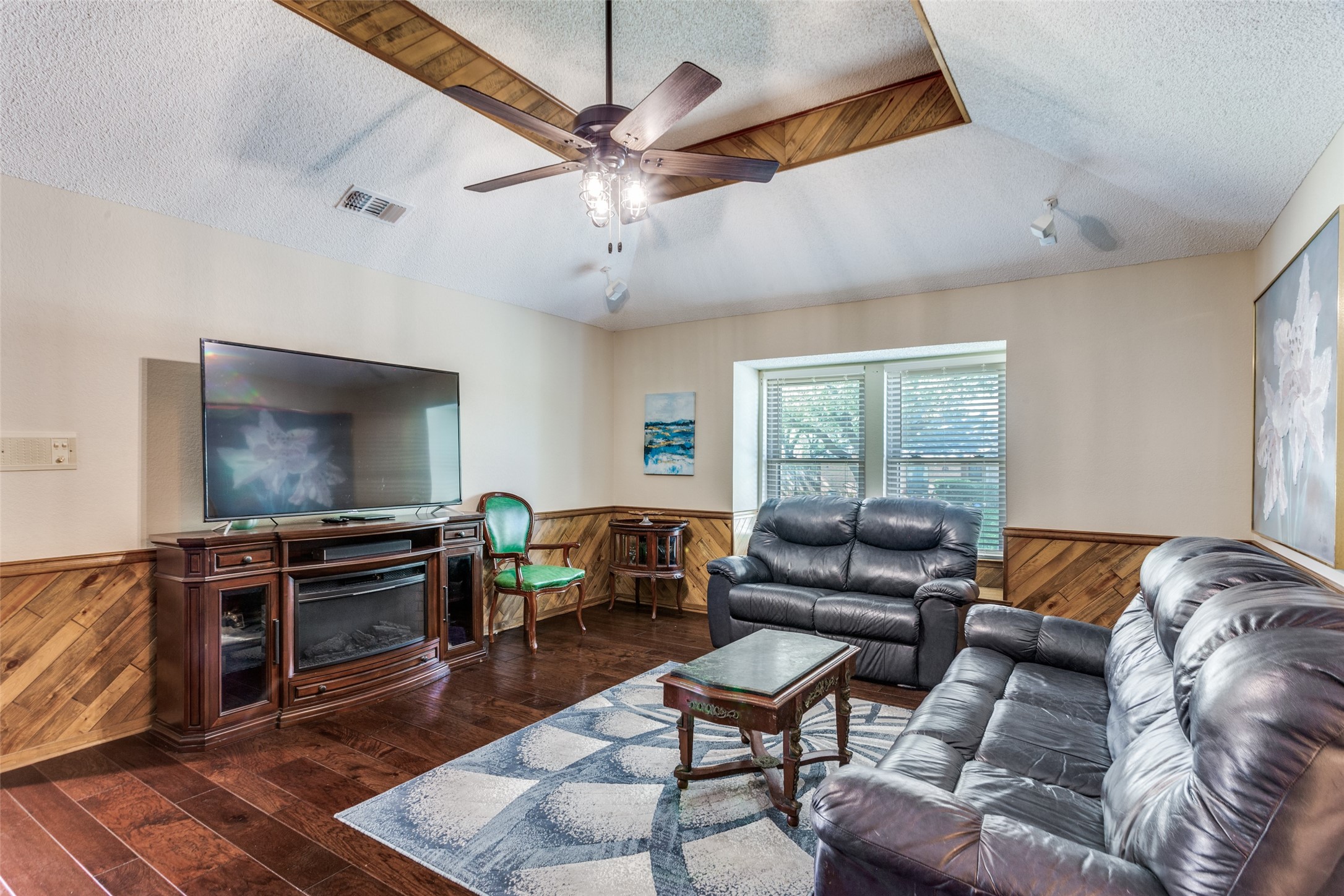 3701 Waycross Court Arlington TX 76016