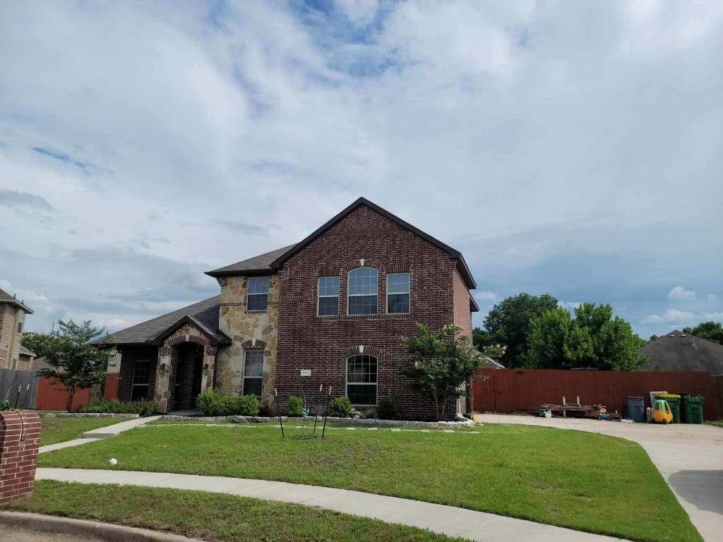 202 Janice Court Glenn Heights TX 75154