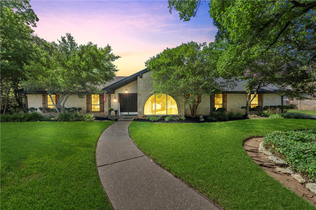 9017 Cherry Creek Place Woodway TX 76712