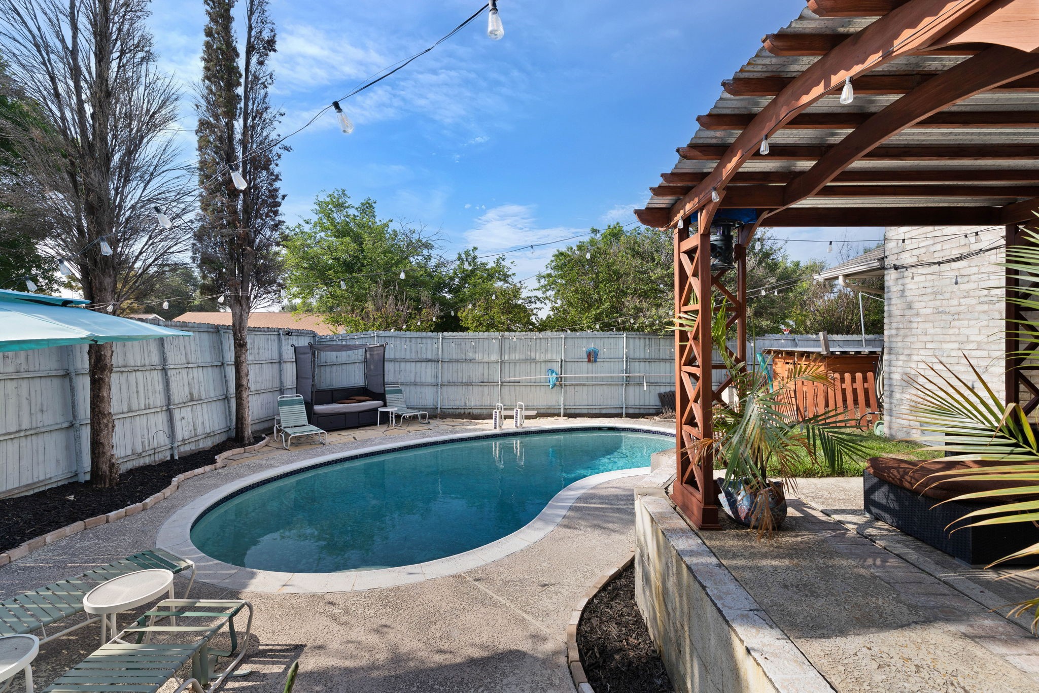 3433 Flagstone Drive Garland TX 75044