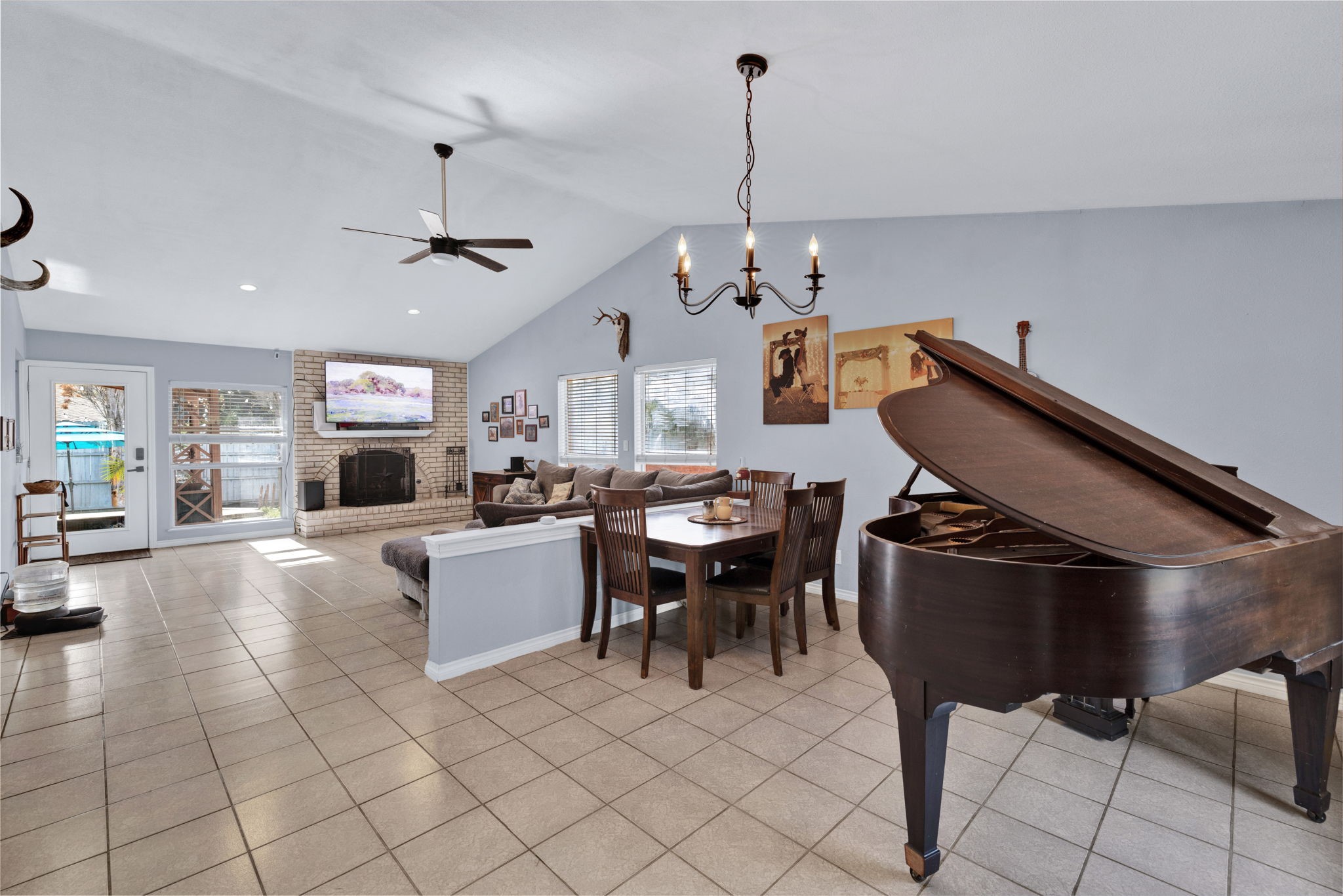 3433 Flagstone Drive Garland TX 75044
