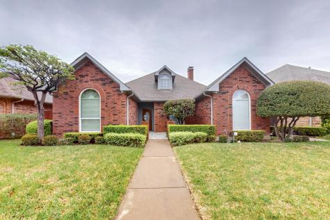 2725 Big Oaks Drive Garland TX 75044