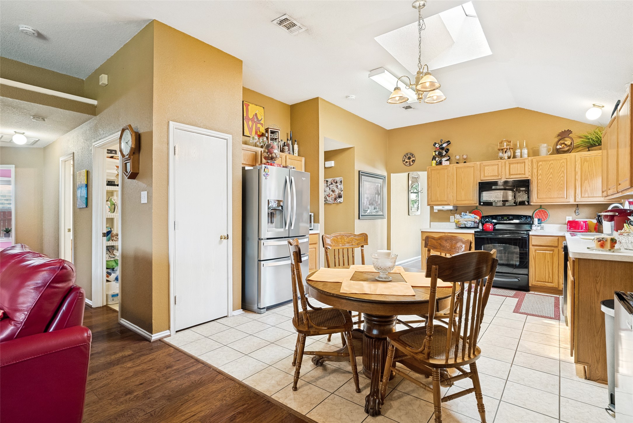 1005 Darren Drive Burleson TX 76028