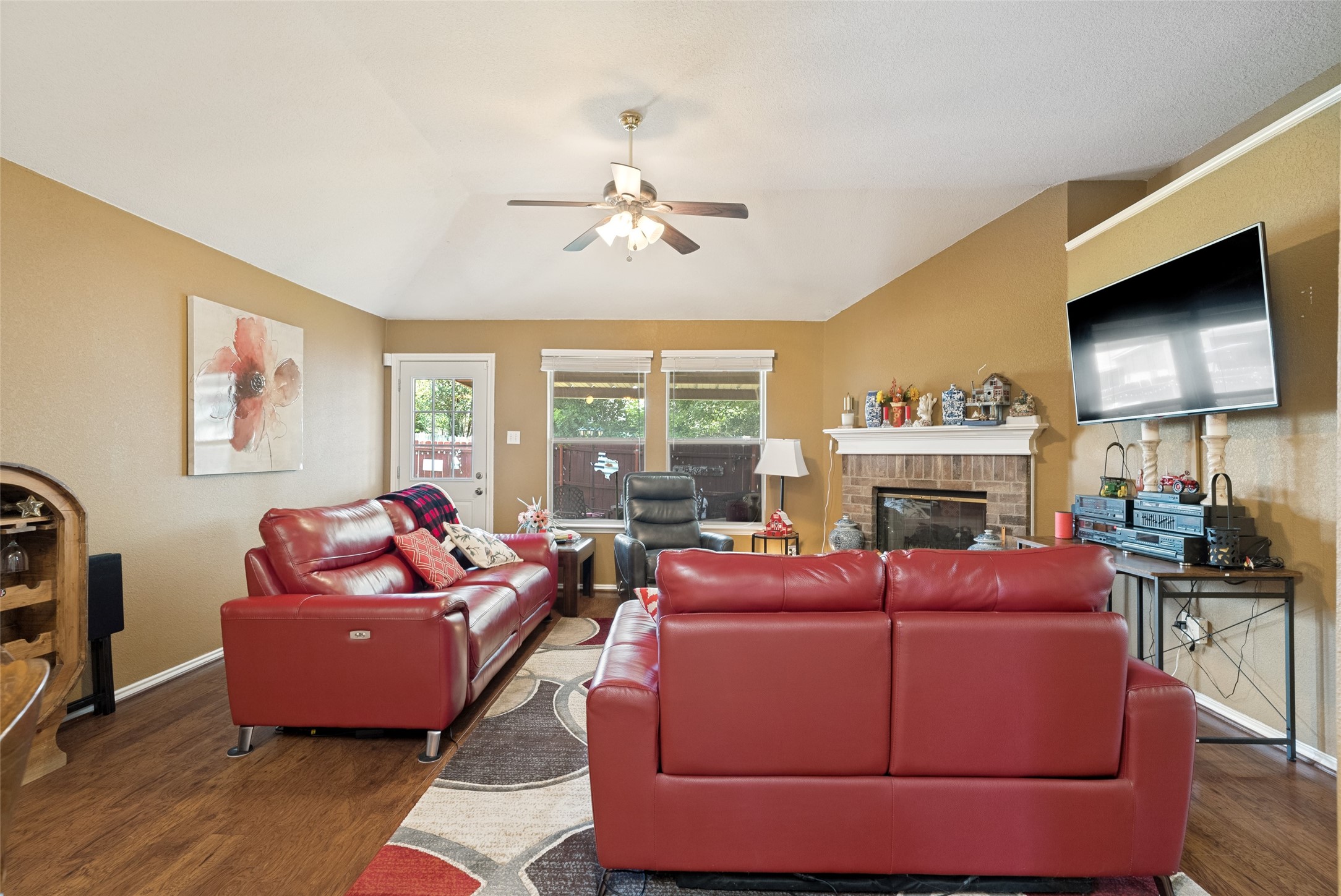 1005 Darren Drive Burleson TX 76028