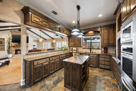 1041 N Munson Road Royse City TX 75189
