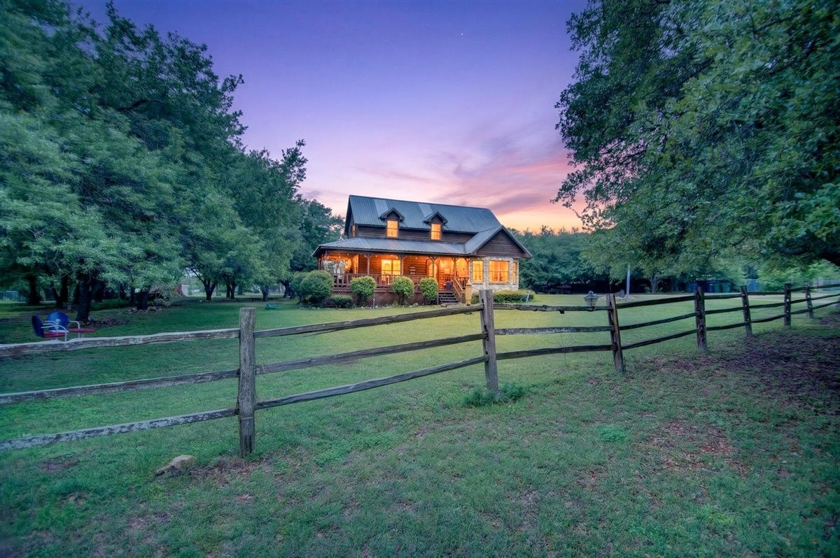 1 Chauna Way Bruceville TX 76630