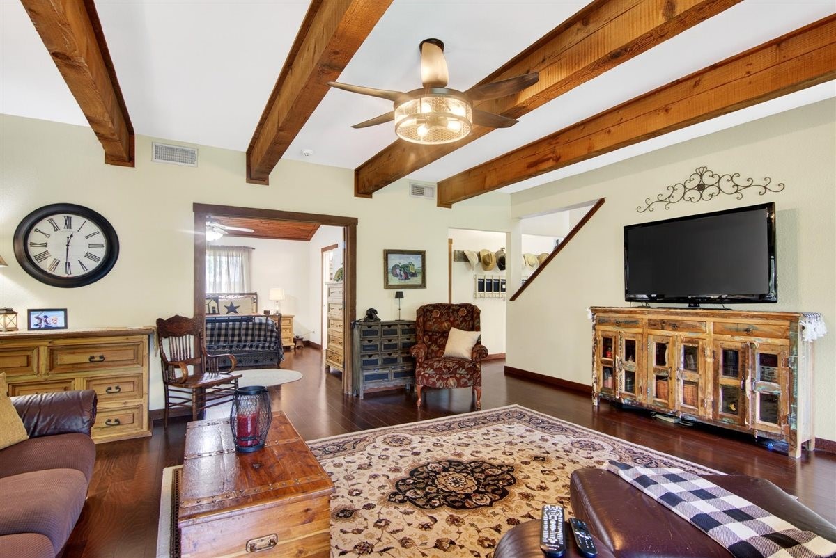 1 Chauna Way Bruceville TX 76630