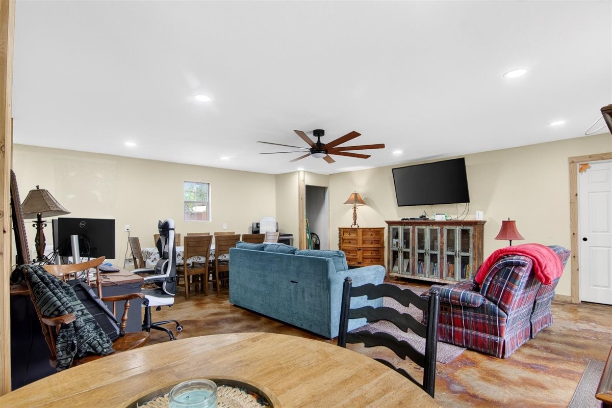 1 Chauna Way Bruceville TX 76630