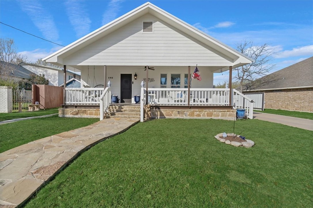 805 N Magnolia Avenue Hubbard TX 76648
