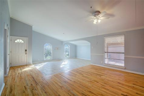 6501 Glenmoor Drive Garland TX 75043