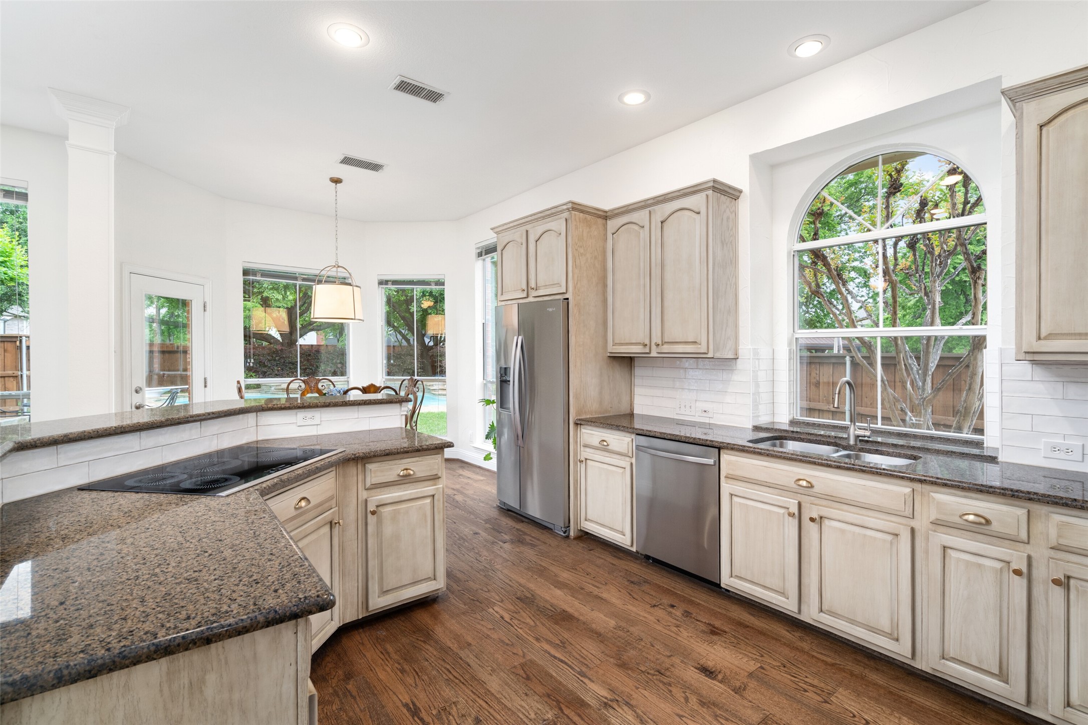 702 Athens Court Allen TX 75013