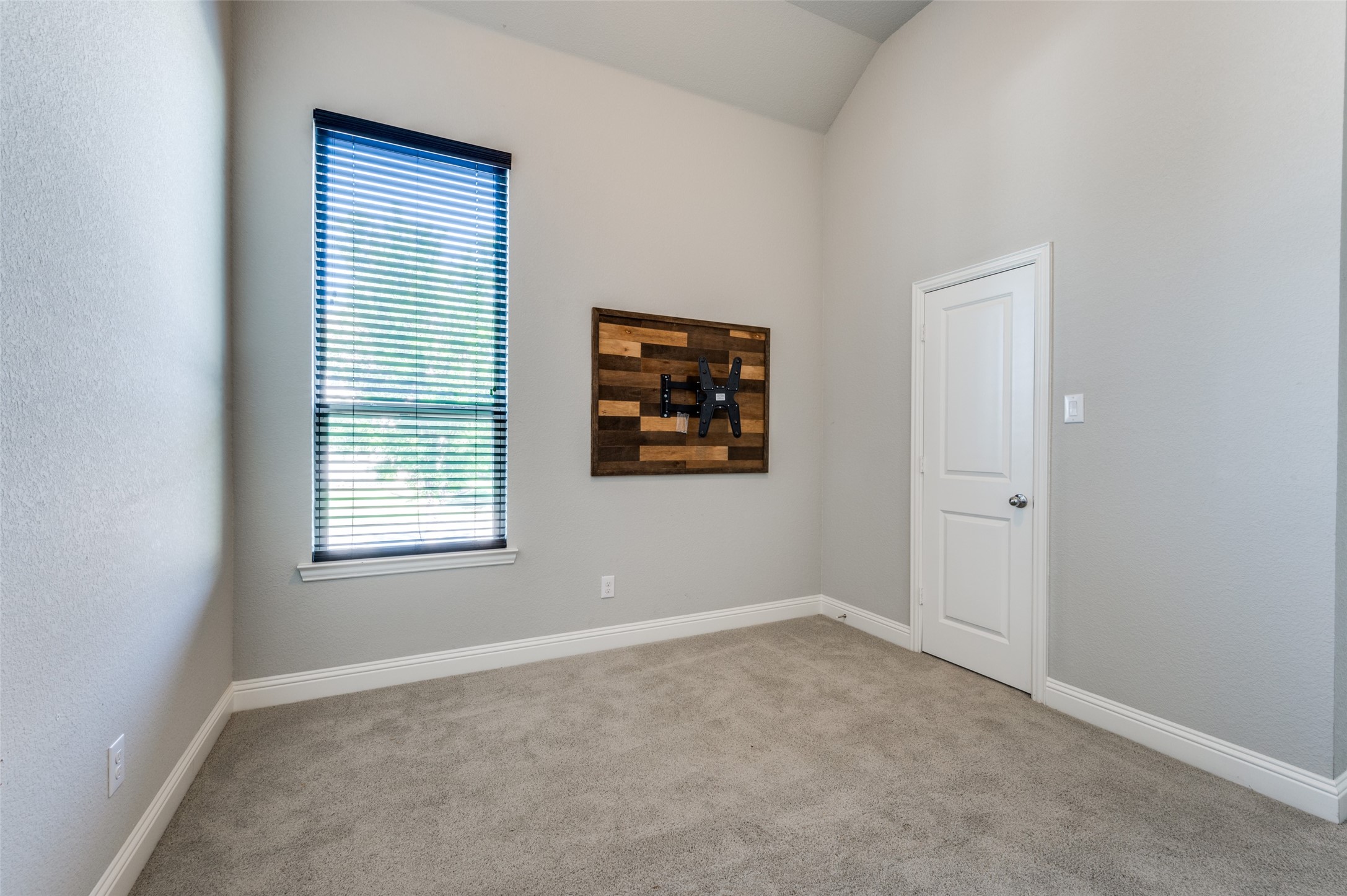 905 Longbranch Way Aubrey TX 76227