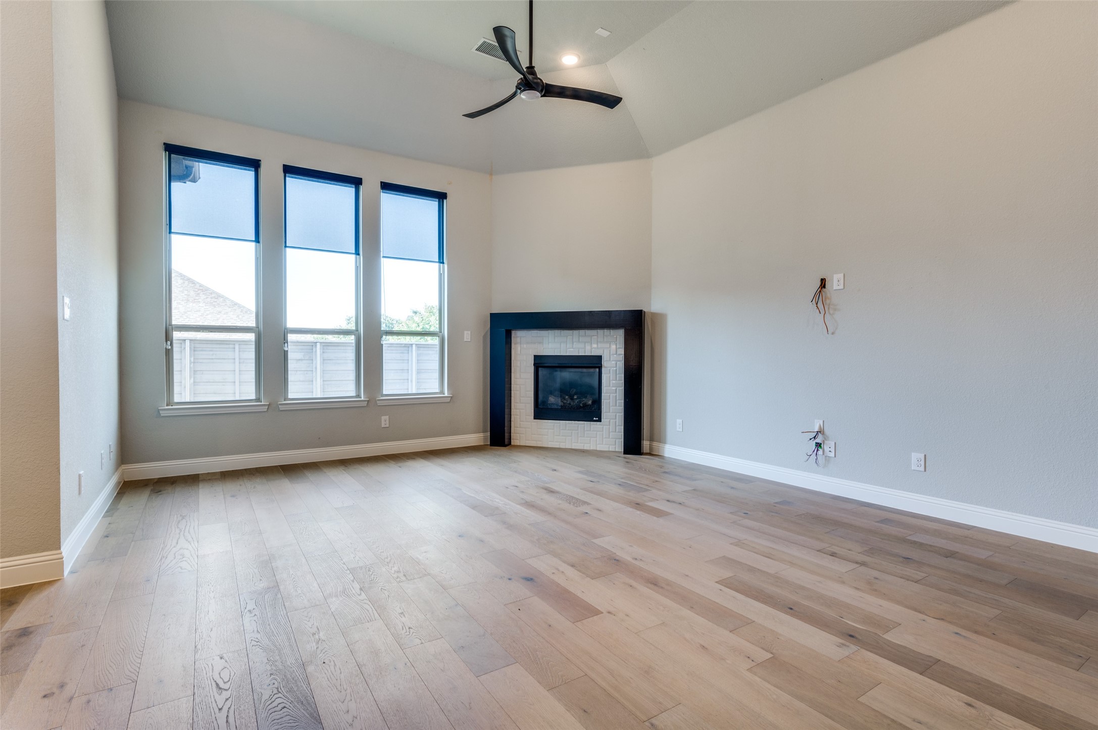 905 Longbranch Way Aubrey TX 76227