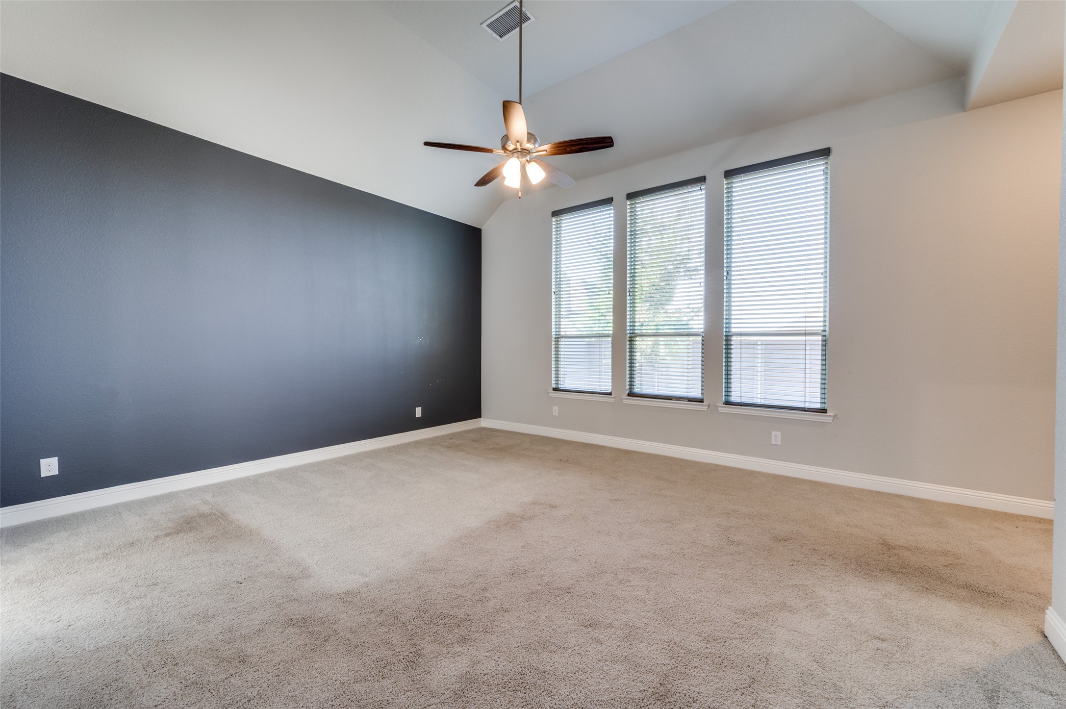 905 Longbranch Way Aubrey TX 76227