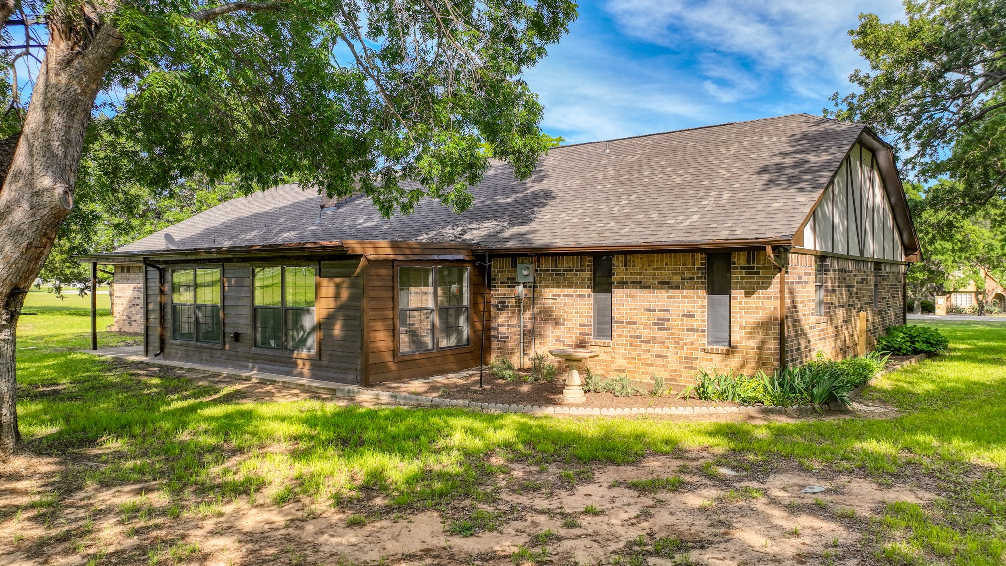 101 Meadow Court Weatherford TX 76086
